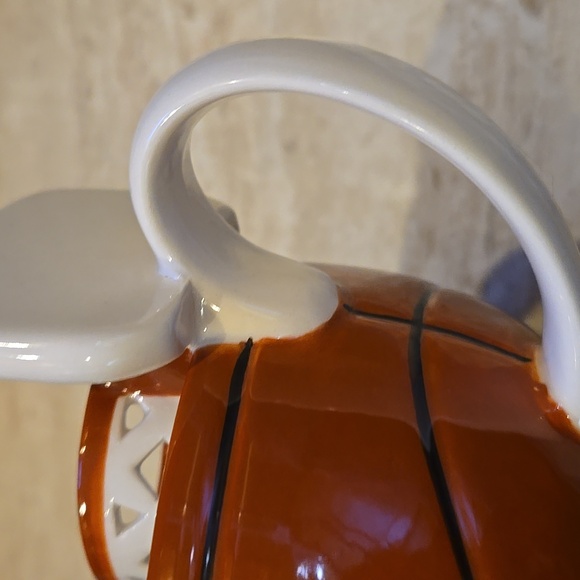 Max'is Creations Basketball with a Hoop 16 oz Novelty Mug - Picture 5 of 7